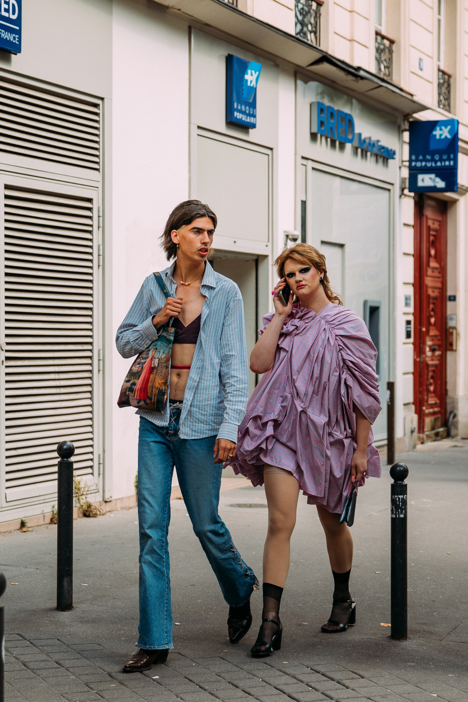 Paris Erkek Moda Haftası İlkbahar/Yaz 2022 Sokak Stili