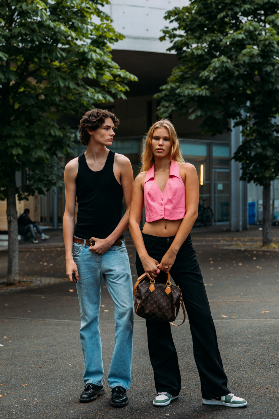 Sokak Stili Sonbahar/Kış 2022 Paris Haute Couture Moda Haftası