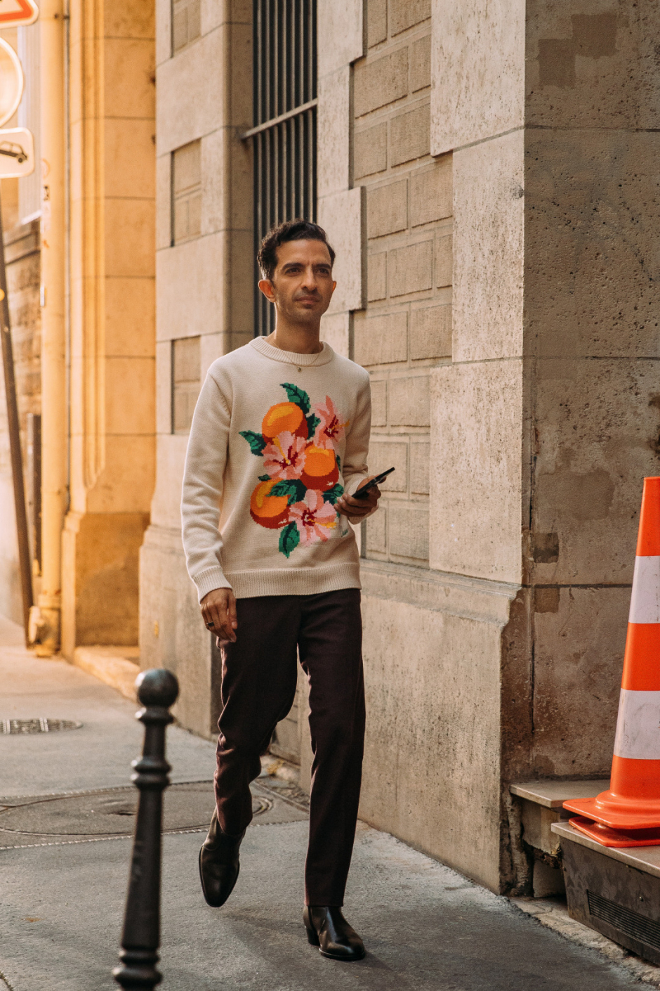 Sokak Stili Sonbahar/Kış 2022 Paris Haute Couture Moda Haftası