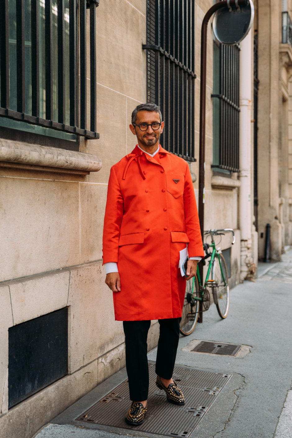 Sokak Stili Sonbahar/Kış 2022 Paris Haute Couture Moda Haftası