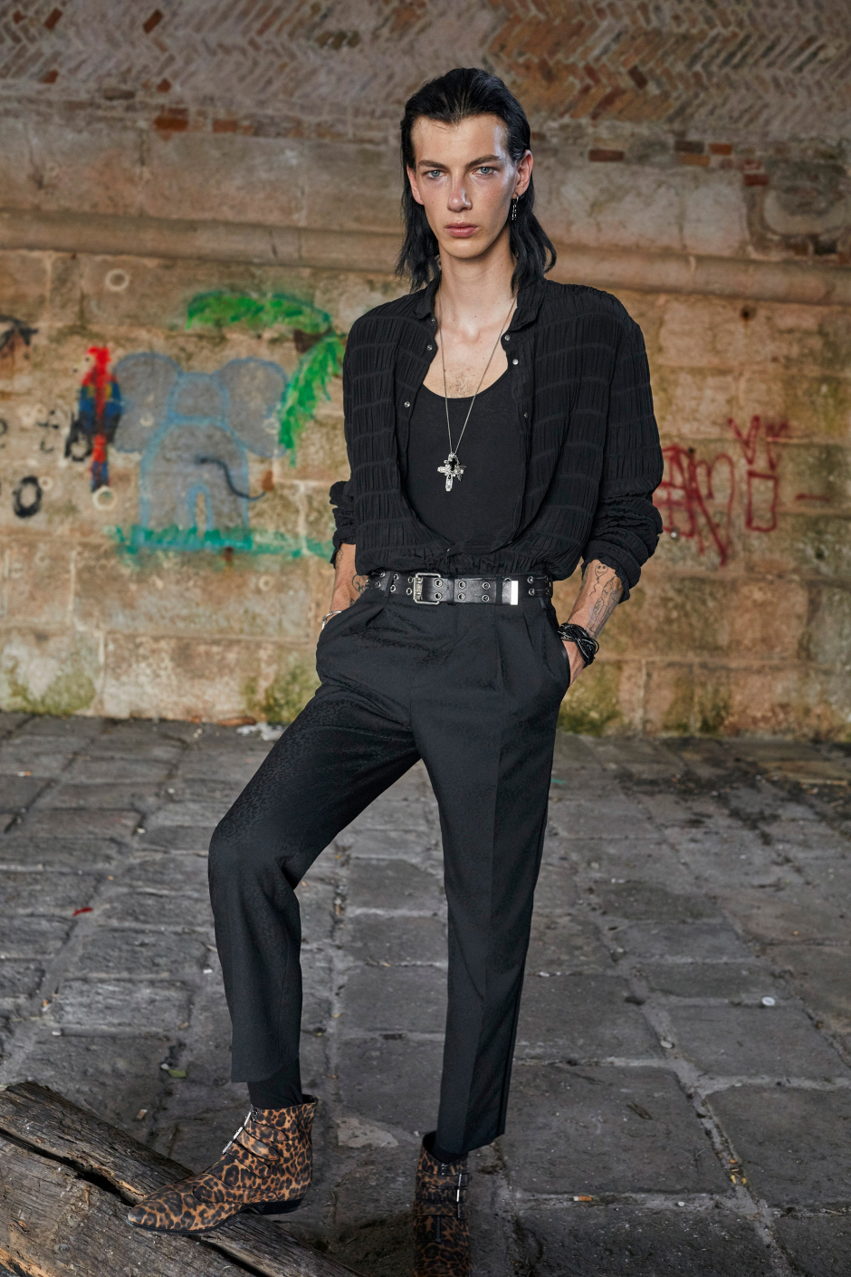 Saint Laurent İlkbahar 2022 Erkek Giyim Koleksiyonu