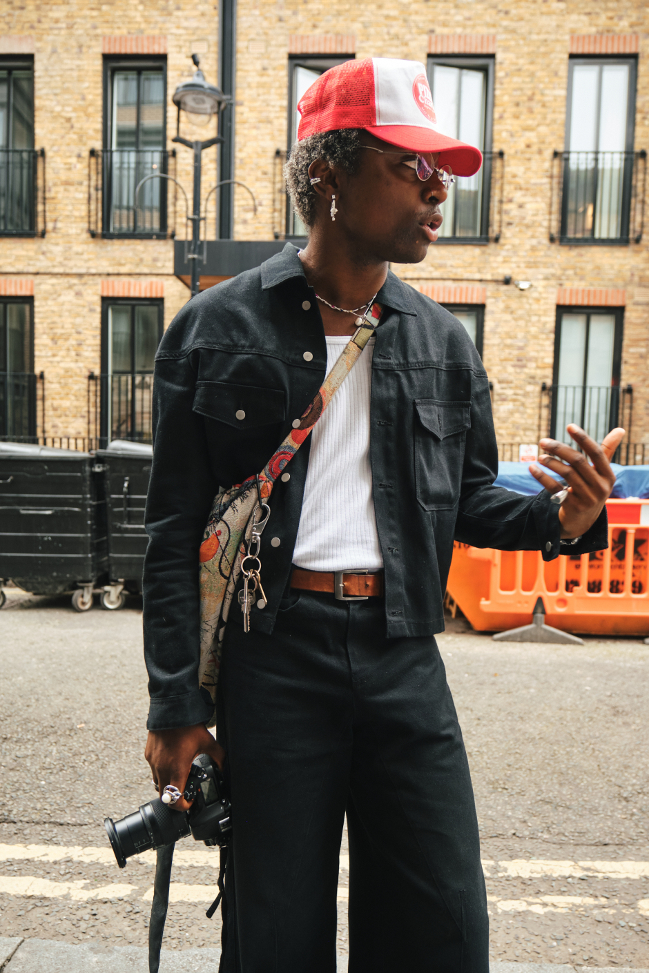 Londra Moda Haftası İlkbahar Yaz 2022 En İyi Sokak Stilleri