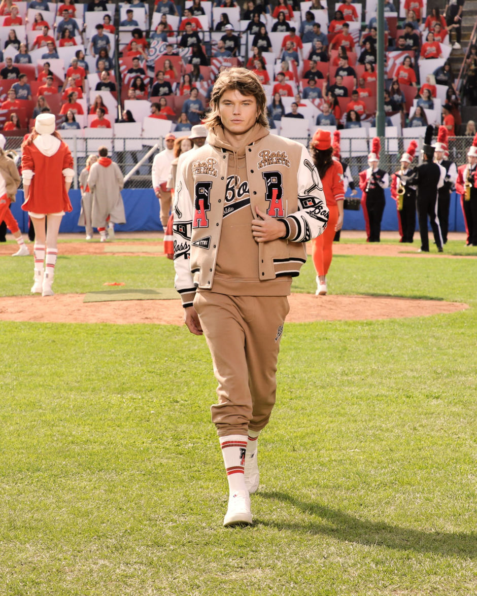 Boss Russell Athletic’le Milano’da Sahaya İndi