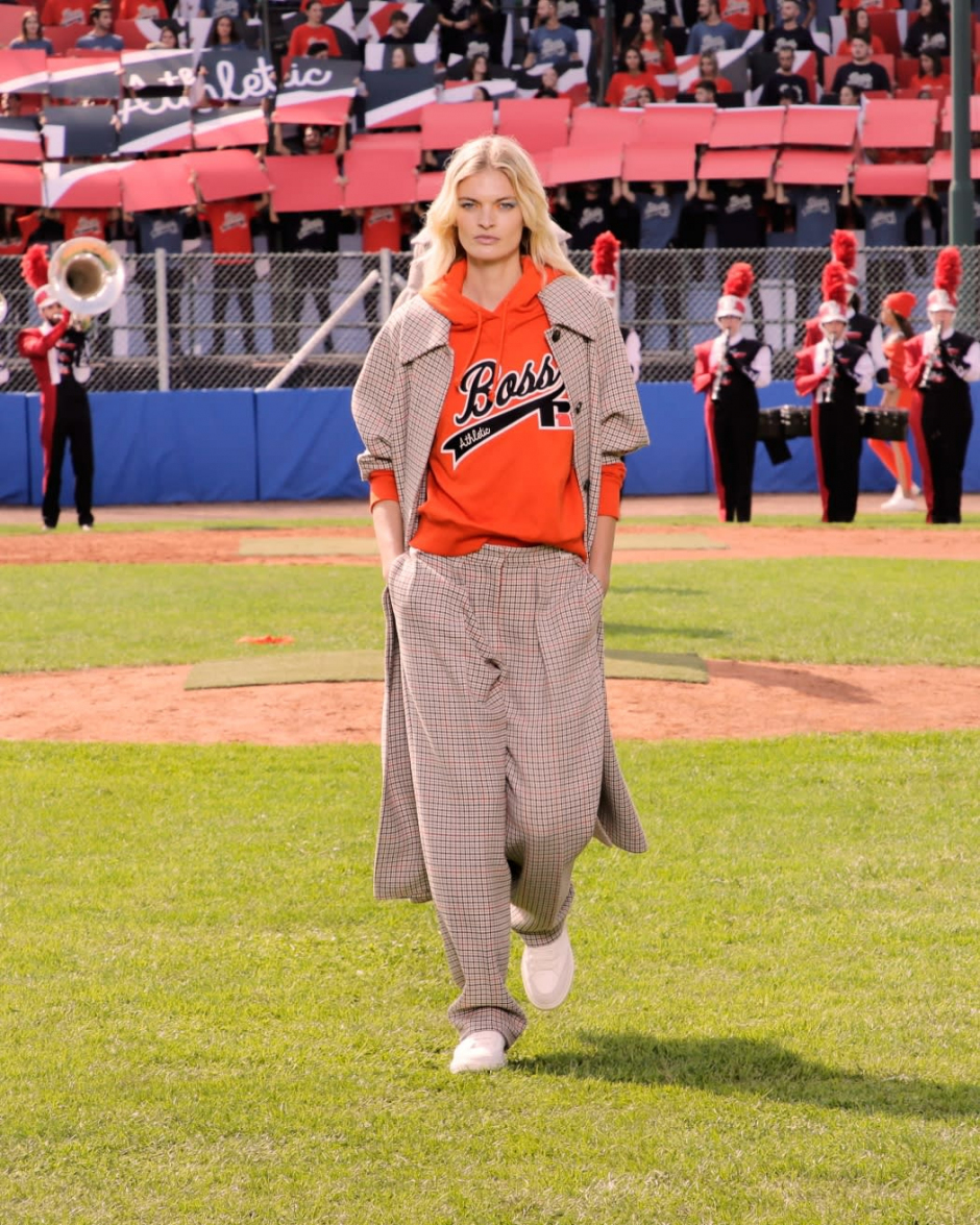 Boss Russell Athletic’le Milano’da Sahaya İndi