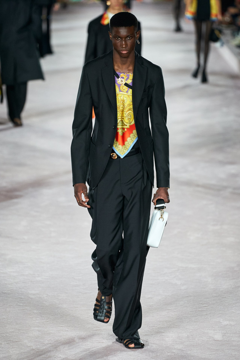 Versace İlkbahar/Yaz 2022