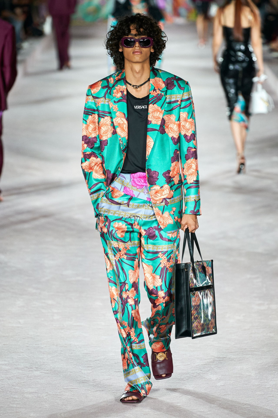 Versace İlkbahar/Yaz 2022