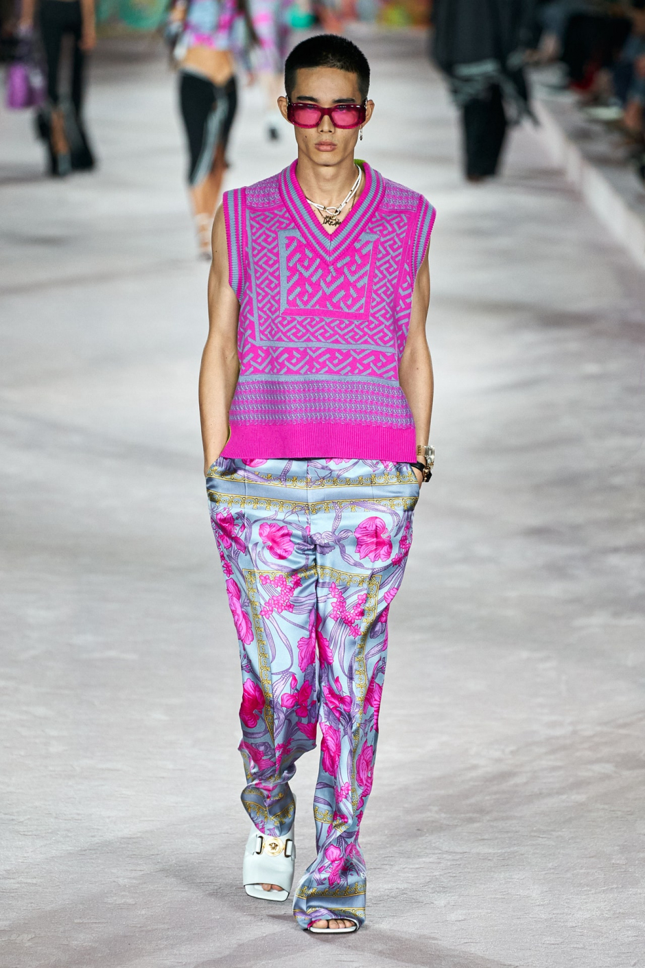 Versace İlkbahar/Yaz 2022