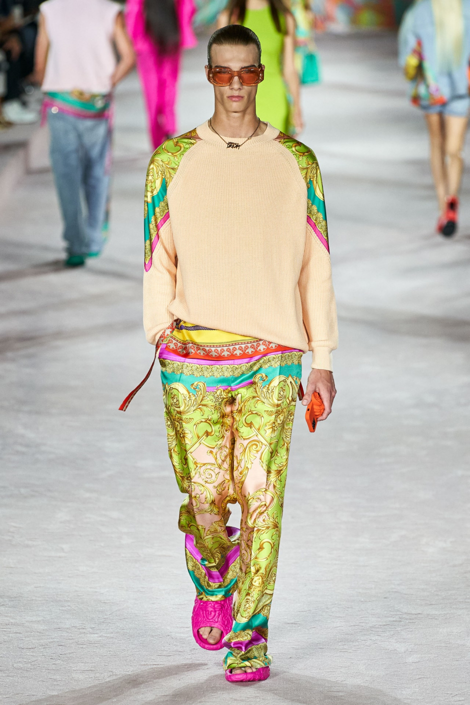 Versace İlkbahar/Yaz 2022