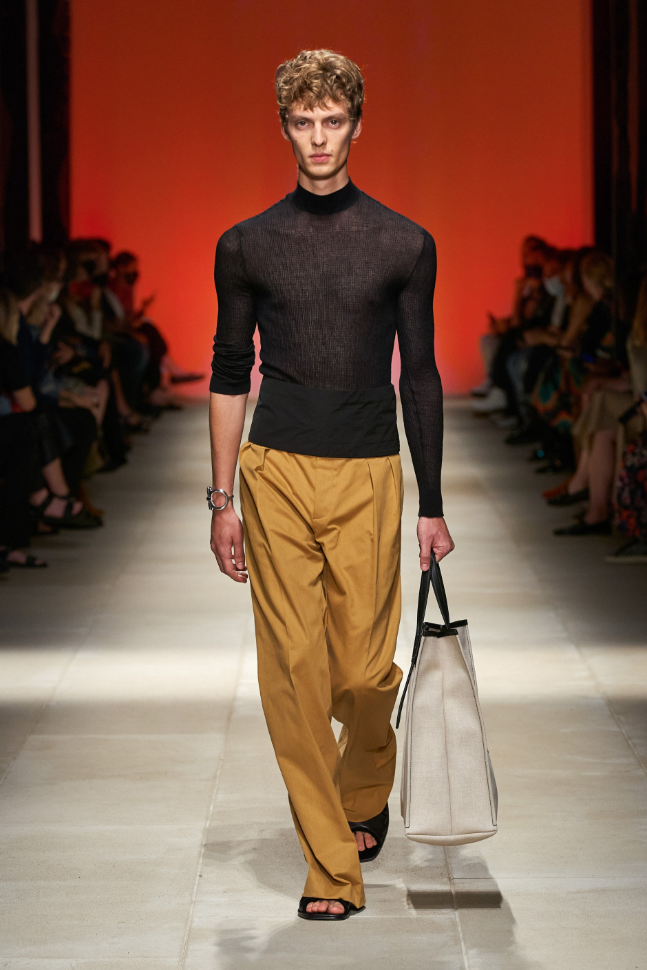 Salvatore Ferragamo İlkbahar/Yaz 2022