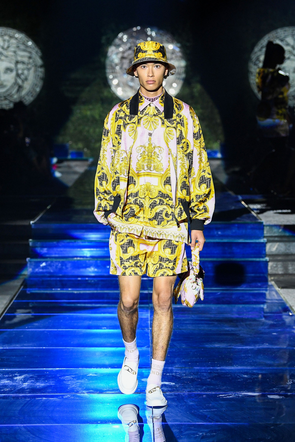 Versace & Fendi Bir Arada (Fendace)