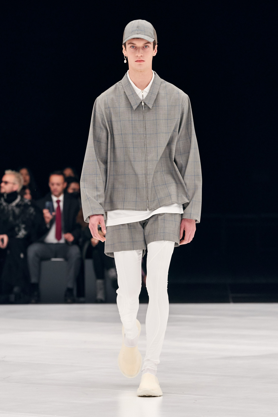 Givenchy İlkbahar/Yaz 2022: Lüks İşlevsellik