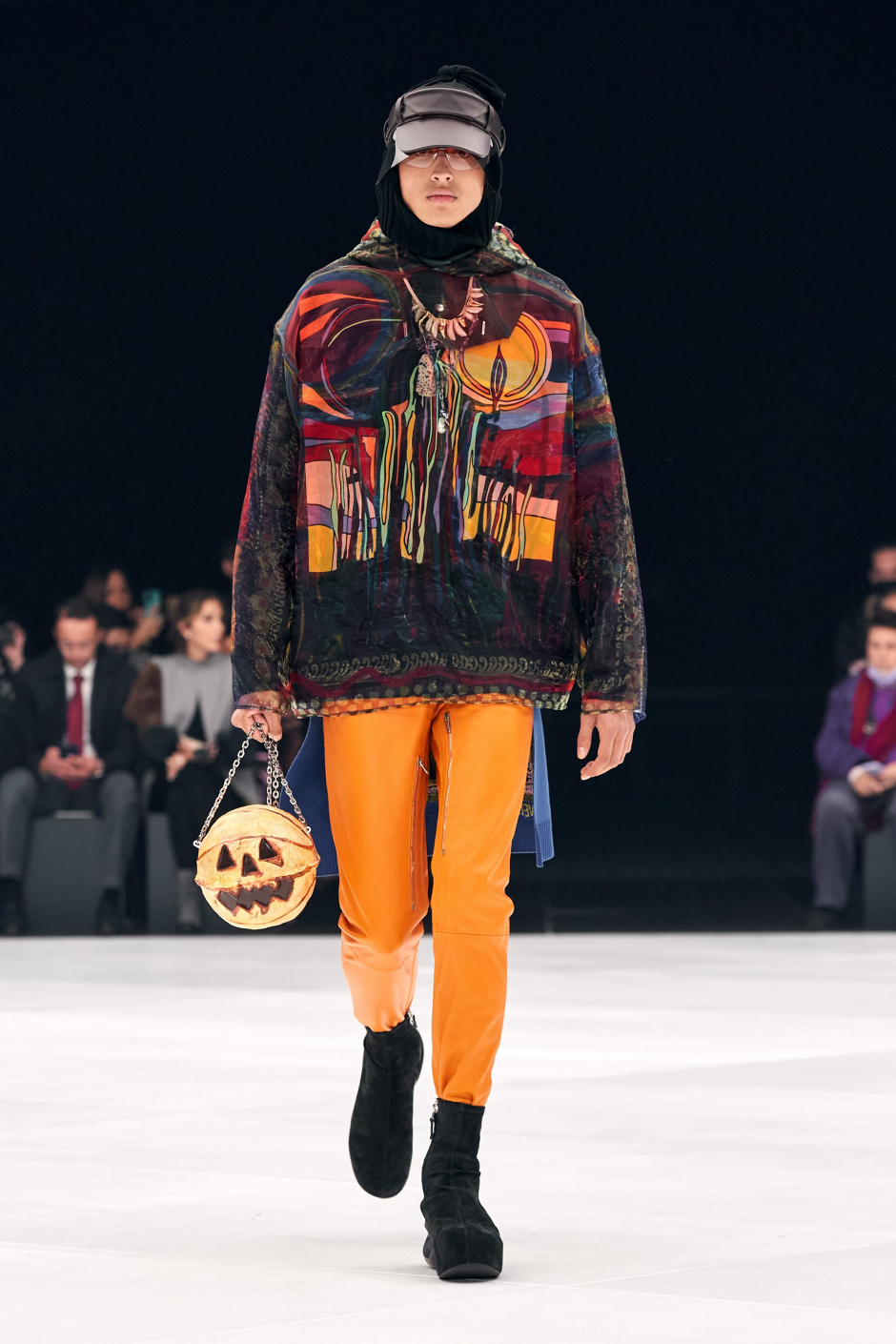 Givenchy İlkbahar/Yaz 2022: Lüks İşlevsellik