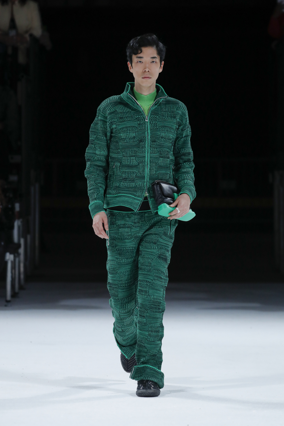 Bottega Veneta Salon 03