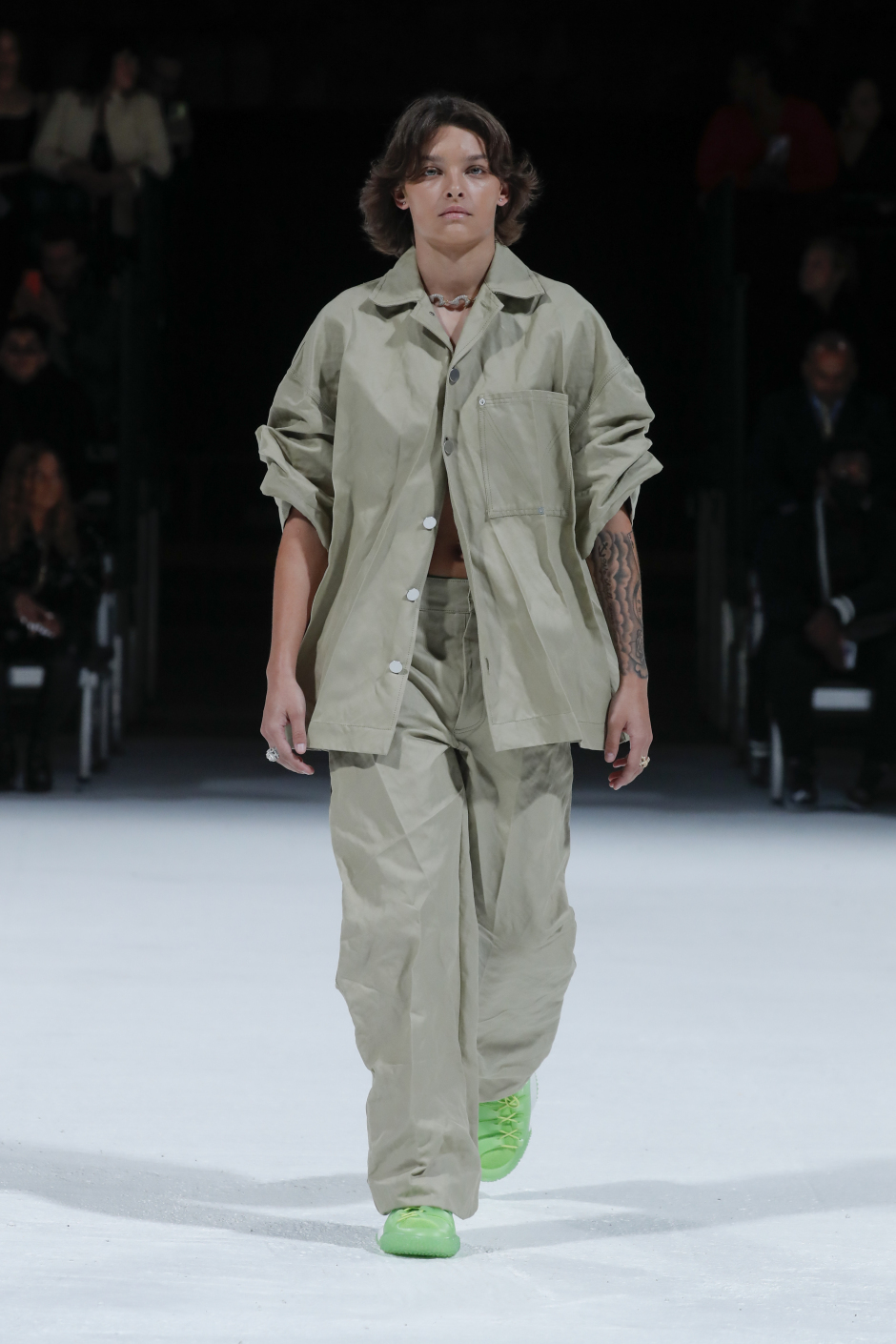 Bottega Veneta Salon 03