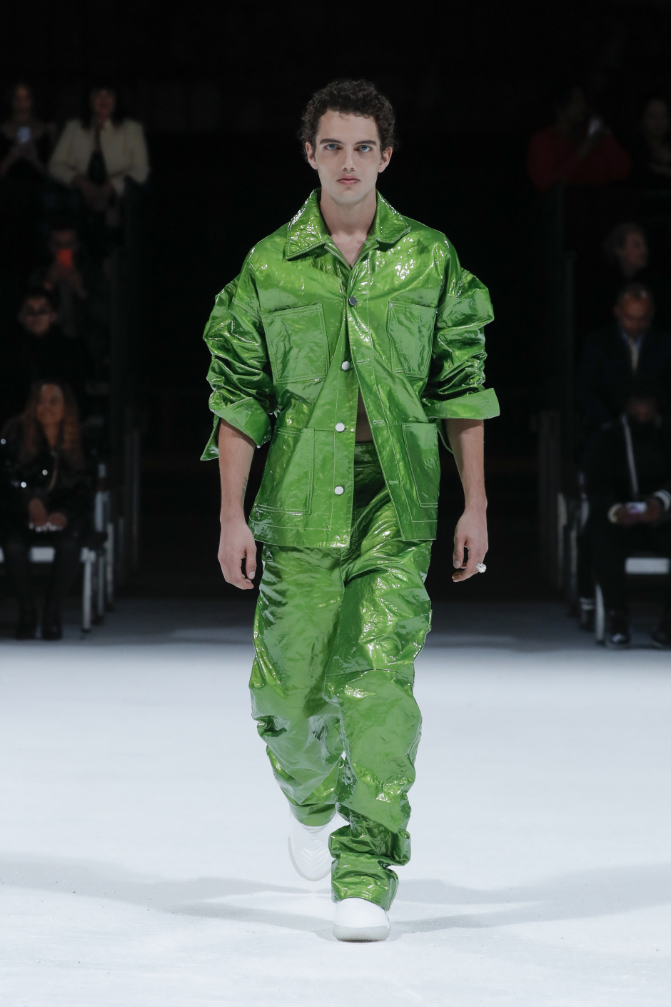 Bottega Veneta Salon 03