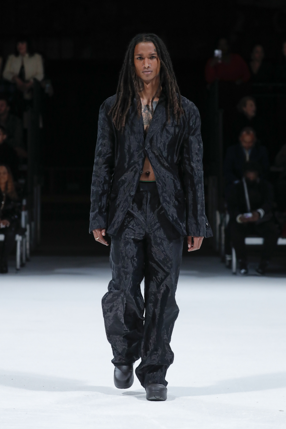 Bottega Veneta Salon 03