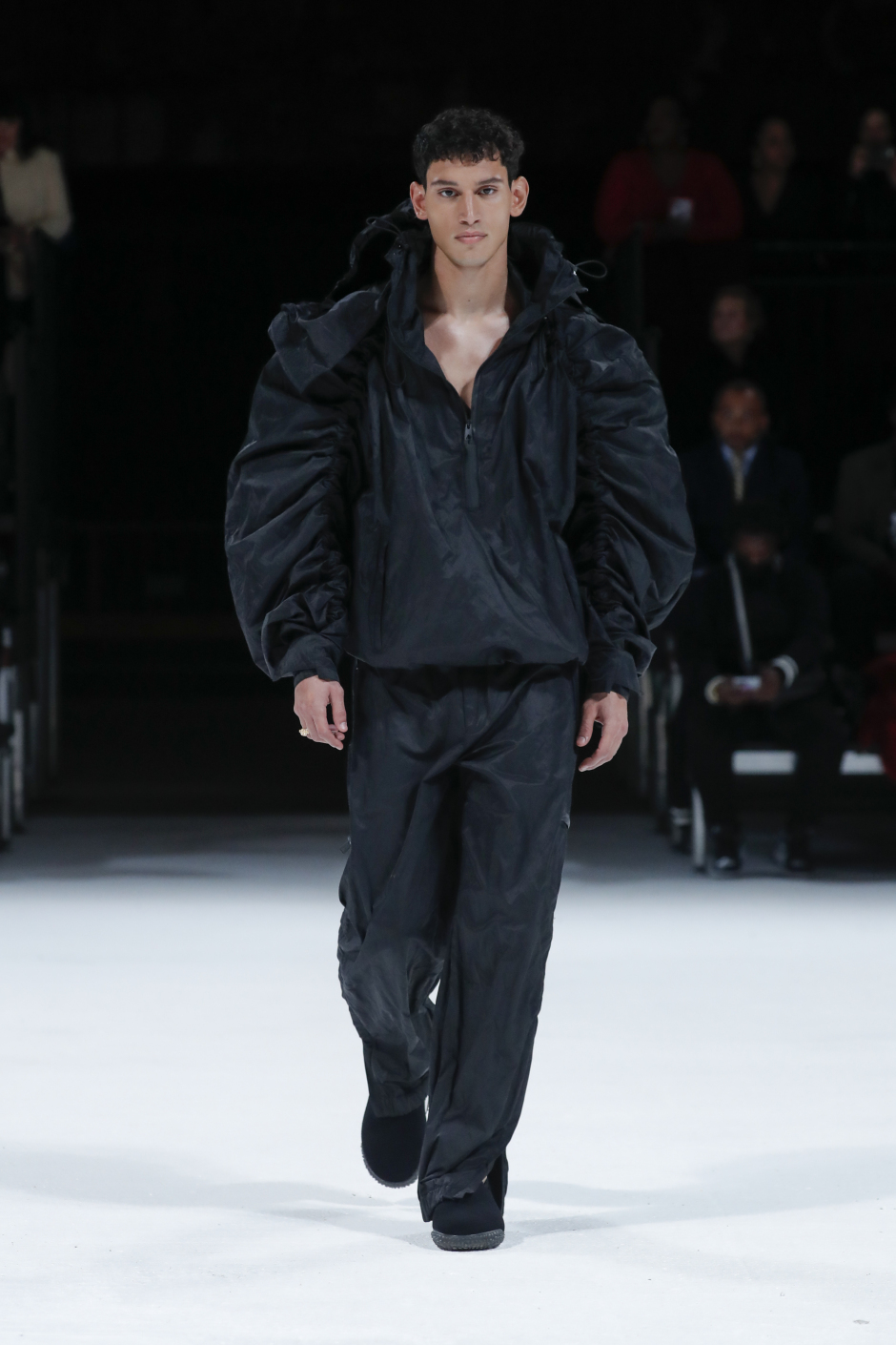 Bottega Veneta Salon 03