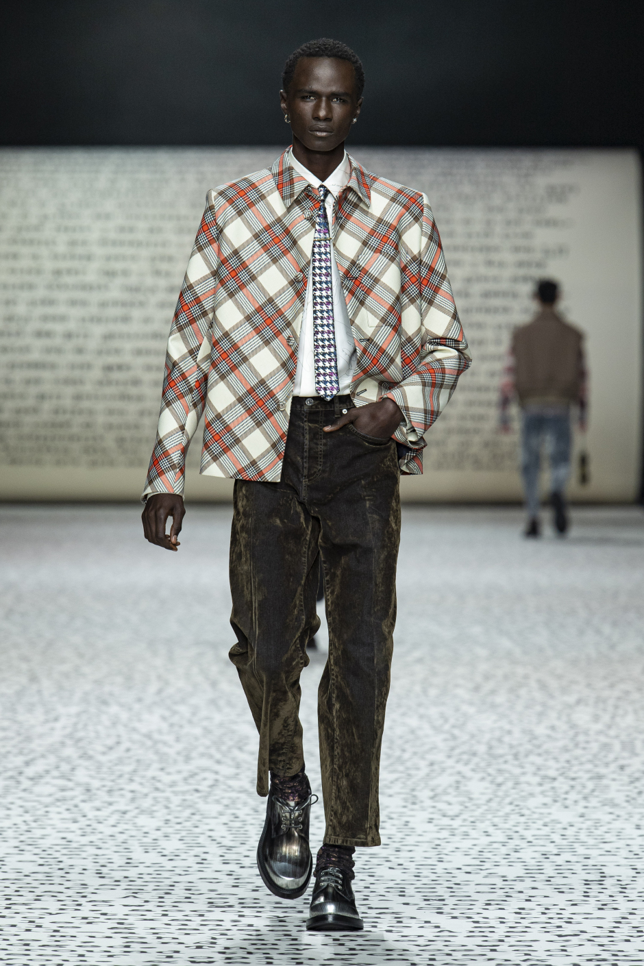 Bir Romanı Giymek Mümkün mü?| Dior Erkek Sonbahar 2022 Koleksiyonu