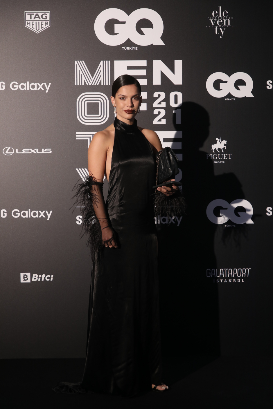 100 Fotoğrafla GQMOTYxSamsung Gecesi Kırmızı Halı