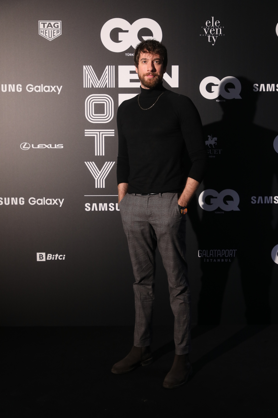 100 Fotoğrafla GQMOTYxSamsung Gecesi Kırmızı Halı