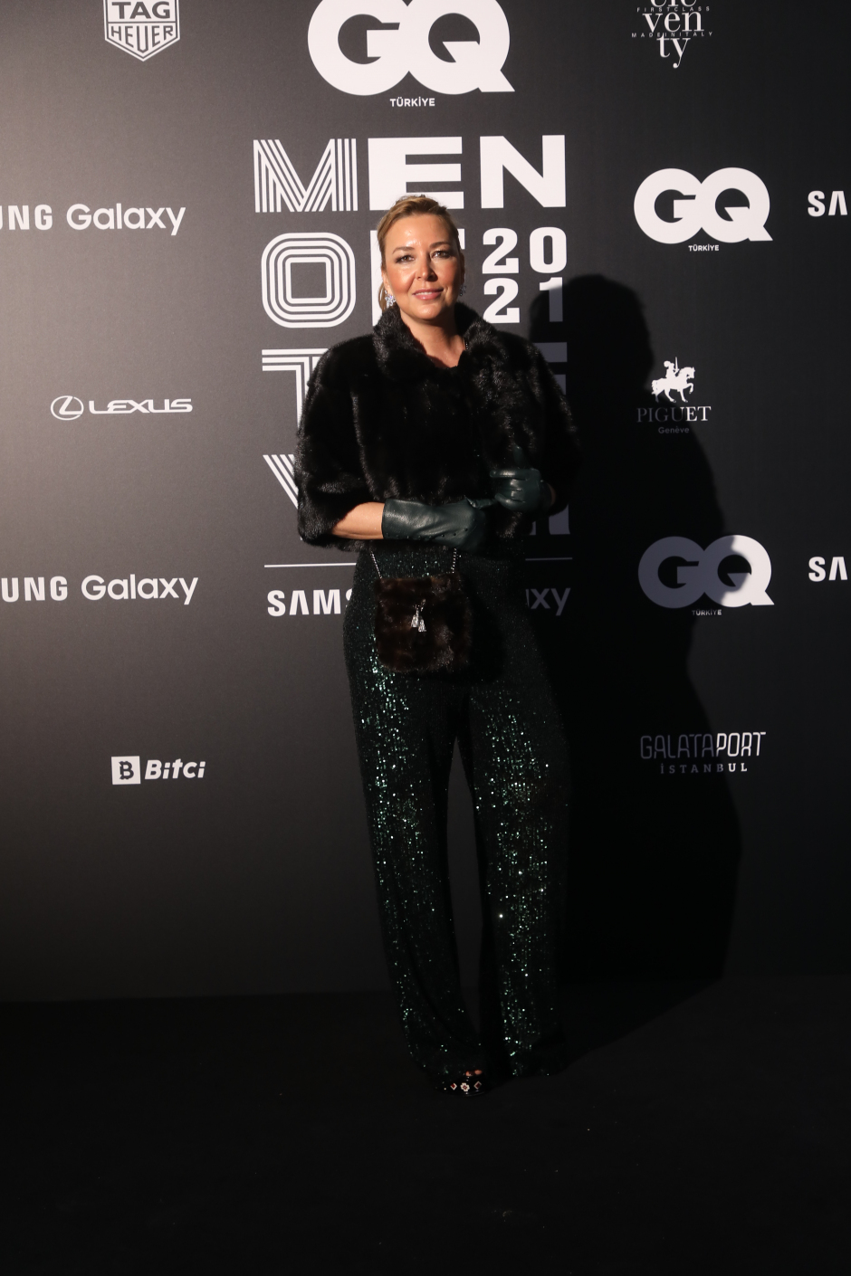 100 Fotoğrafla GQMOTYxSamsung Gecesi Kırmızı Halı