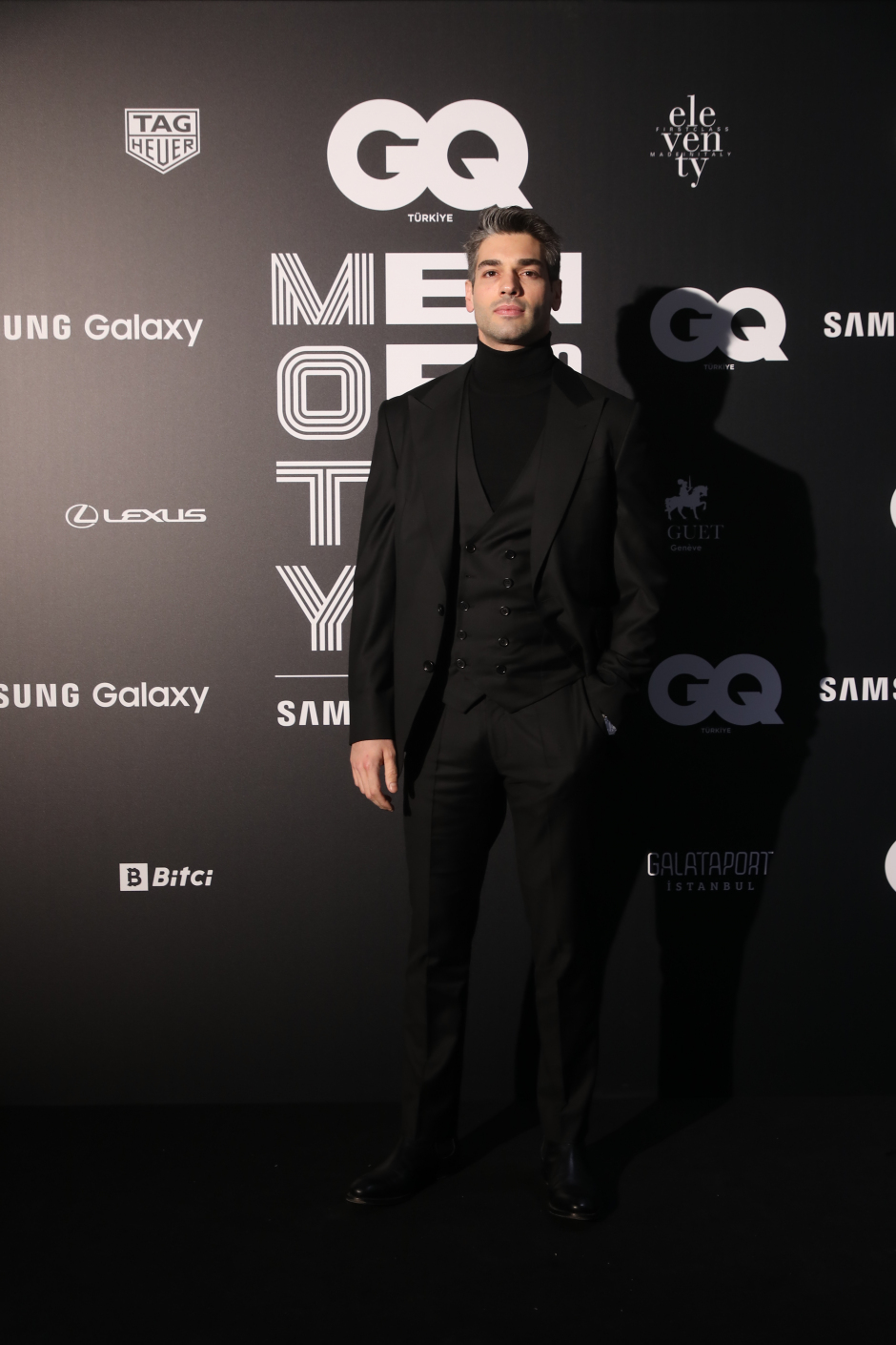 100 Fotoğrafla GQMOTYxSamsung Gecesi Kırmızı Halı