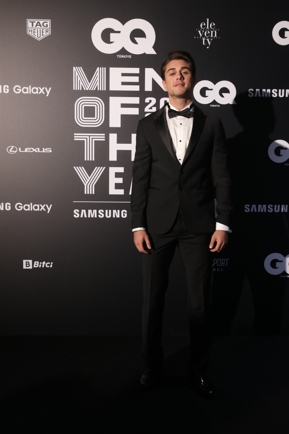 100 Fotoğrafla GQMOTYxSamsung Gecesi Kırmızı Halı