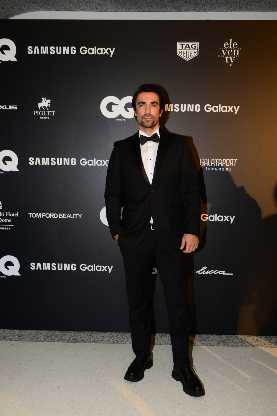 100 Fotoğrafla GQMOTYxSamsung Gecesi Kırmızı Halı