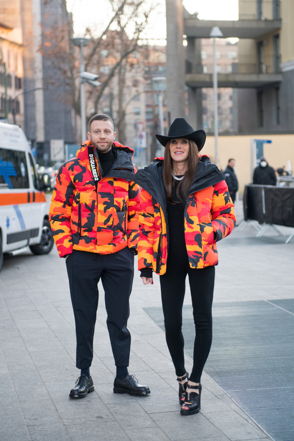 Milano Moda Haftası Sonbahar/Kış 2022 En İyi Sokak Stilleri