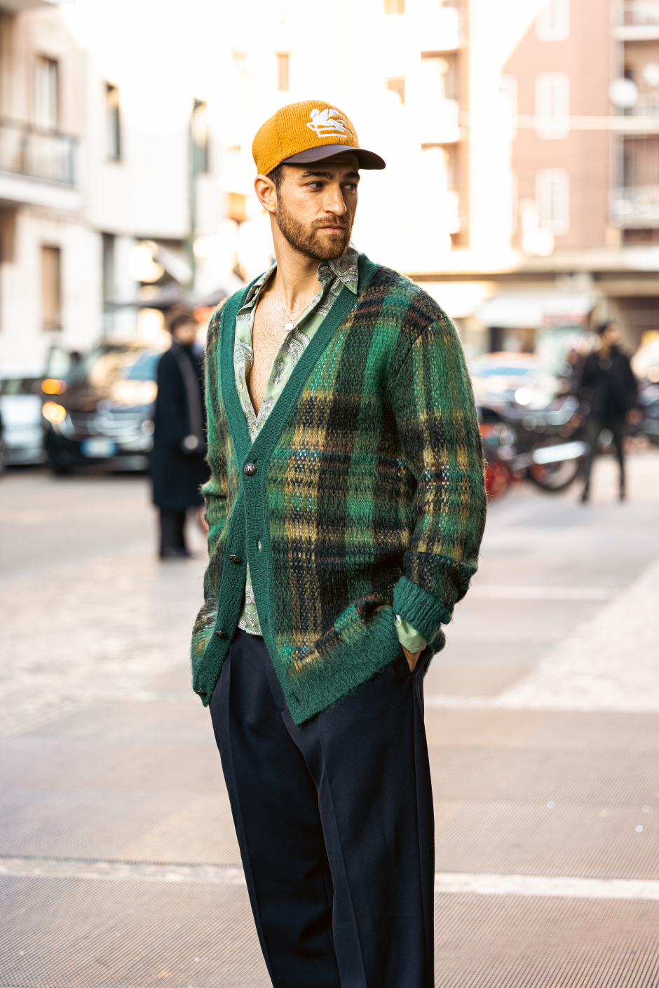 Milano Moda Haftası Sonbahar/Kış 2022 En İyi Sokak Stilleri