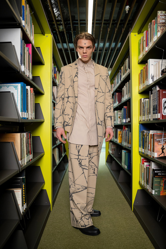 Karma Kahramanlar: Fashion Week Istanbul Sonbahar Kış 2022/23