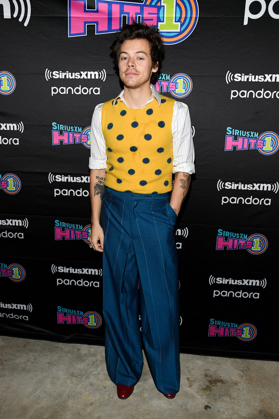 Harry Styles Dünyanın En İyi Giyinen Müzisyenlerinden Biri... İşte Nedeni