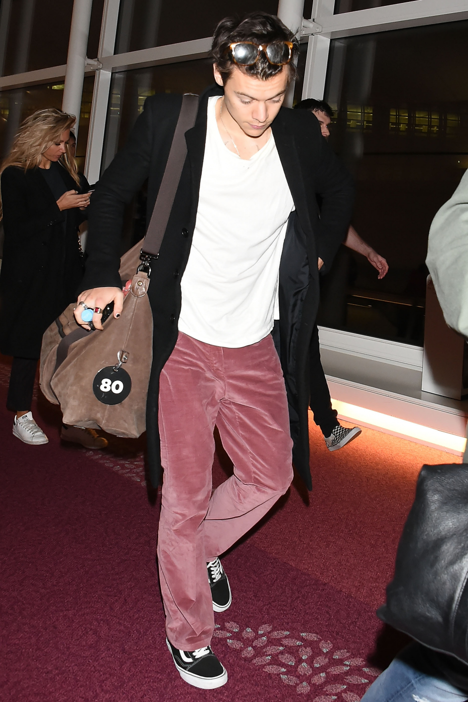 Harry Styles Dünyanın En İyi Giyinen Müzisyenlerinden Biri... İşte Nedeni