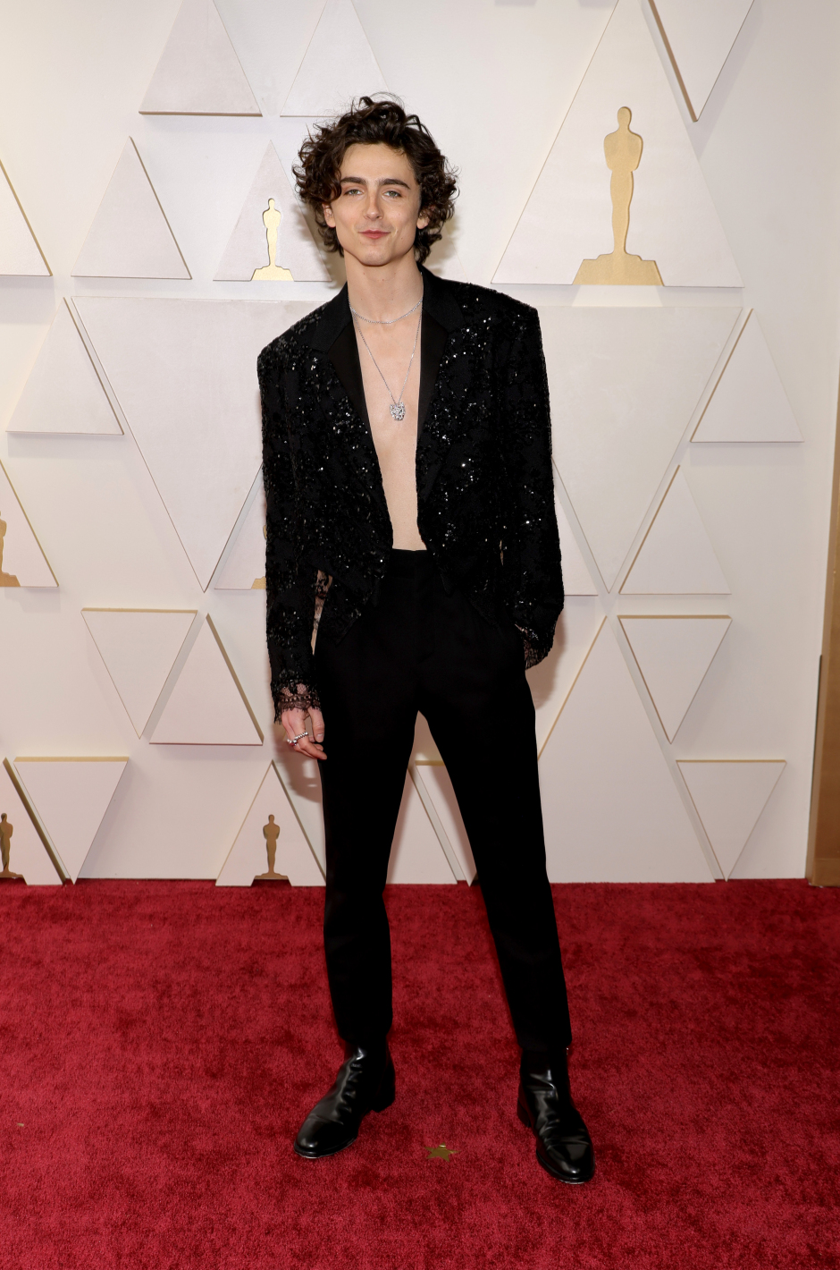 OSCAR 2022: 94. Akademi Ödülleri'nde En İyi Giyinenler OSCAR 2022: 94. Akademi Ödülleri'nde En İyi Giyinenler