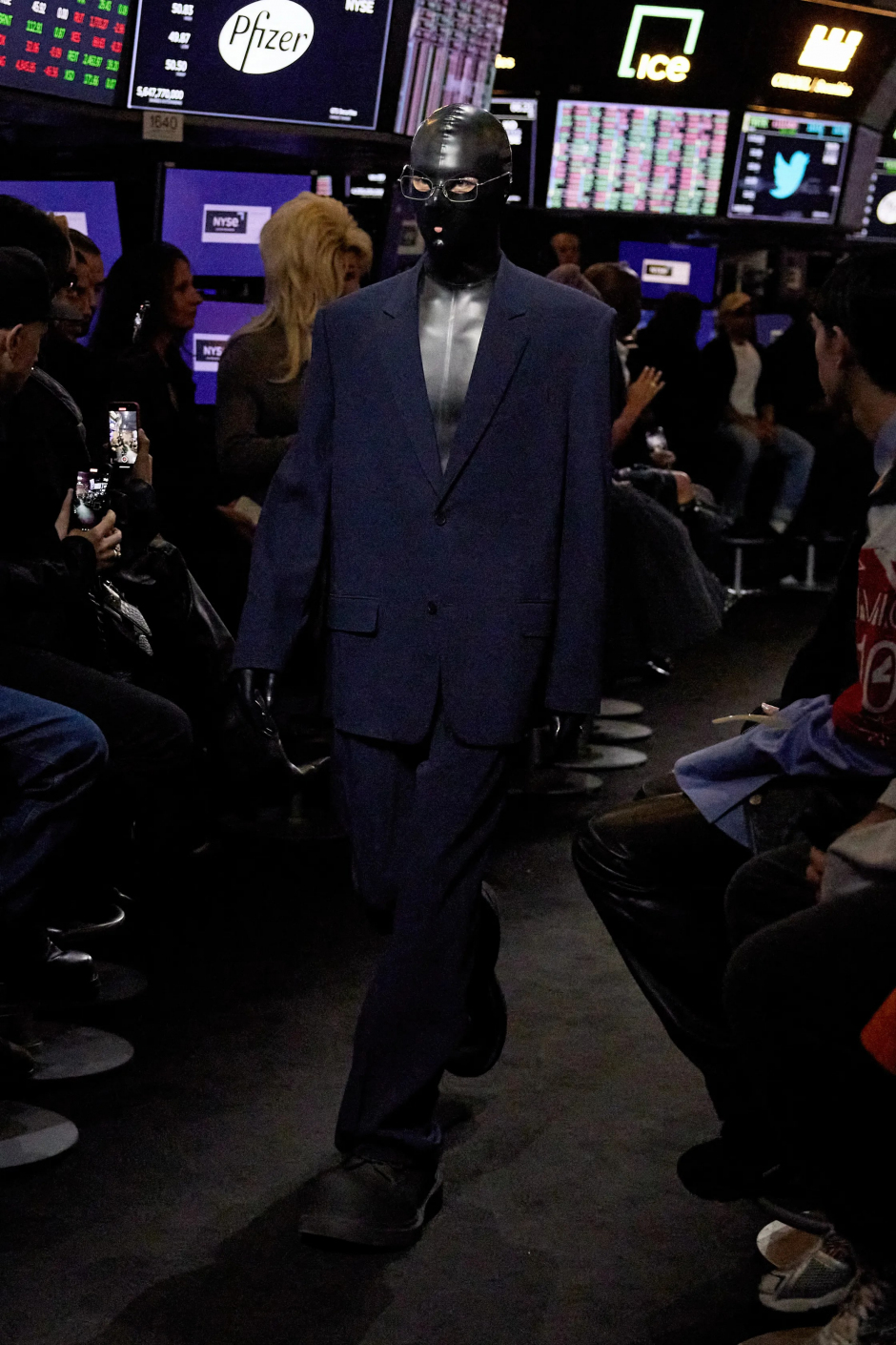 New York’ta Balenciaga Hisseleri Yükseliyor!