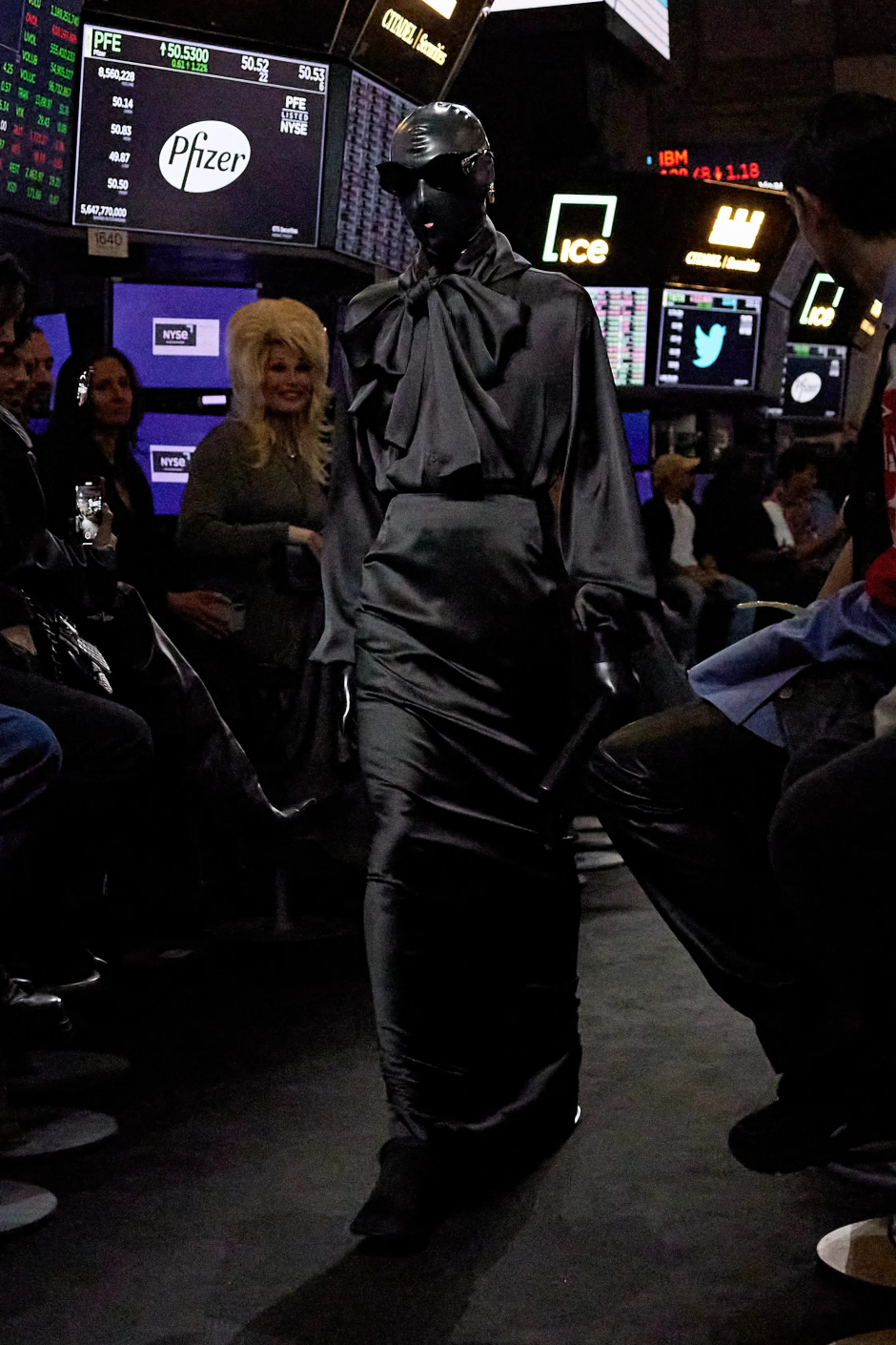 New York’ta Balenciaga Hisseleri Yükseliyor!