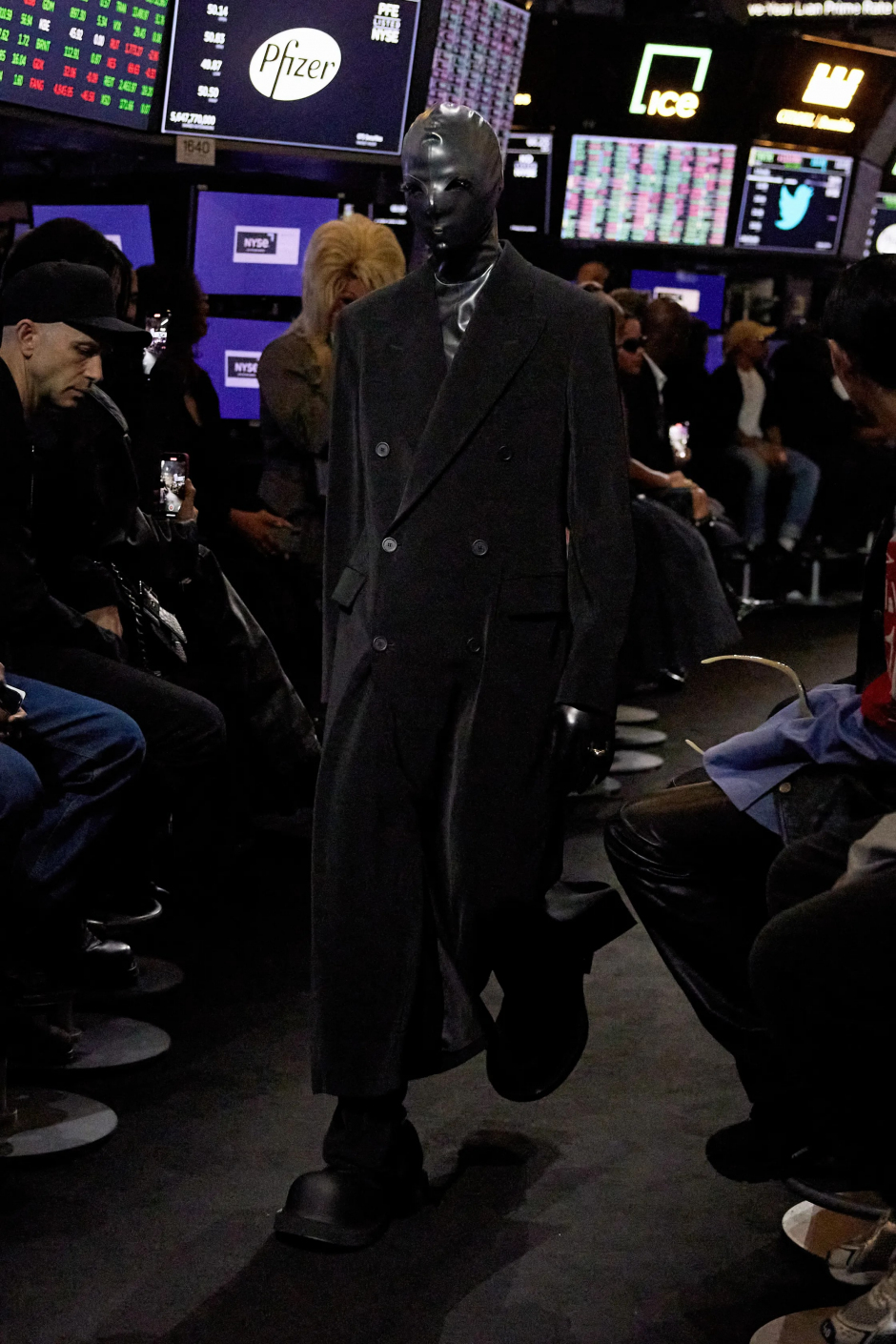 New York’ta Balenciaga Hisseleri Yükseliyor!