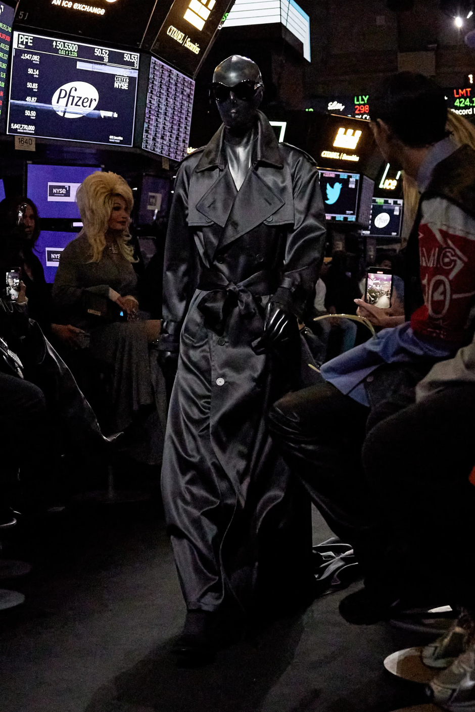 New York’ta Balenciaga Hisseleri Yükseliyor!