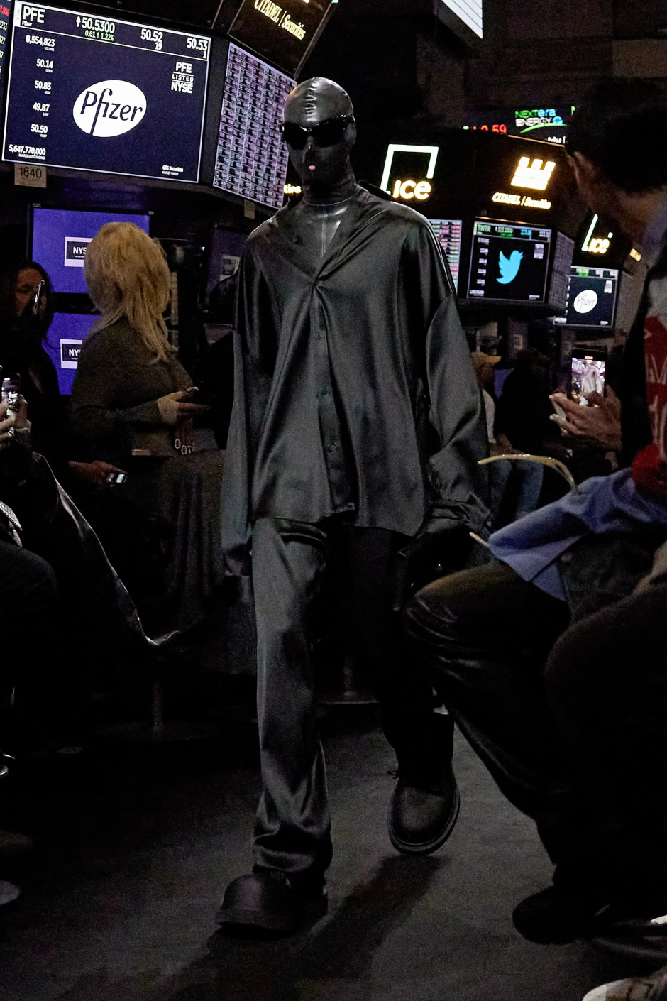 New York’ta Balenciaga Hisseleri Yükseliyor!