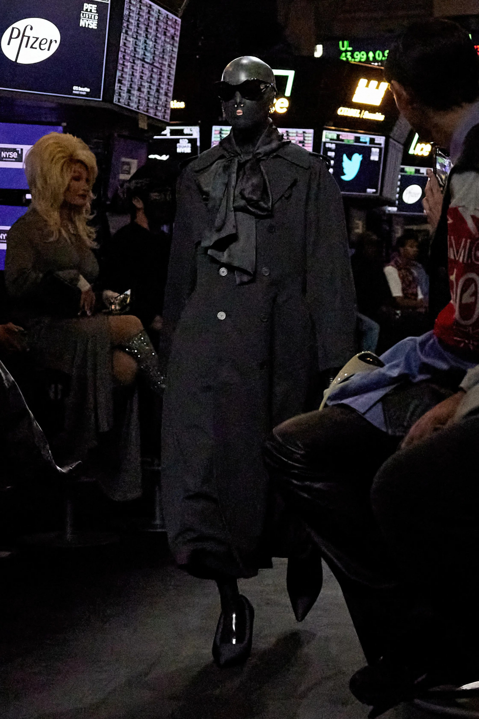 New York’ta Balenciaga Hisseleri Yükseliyor!