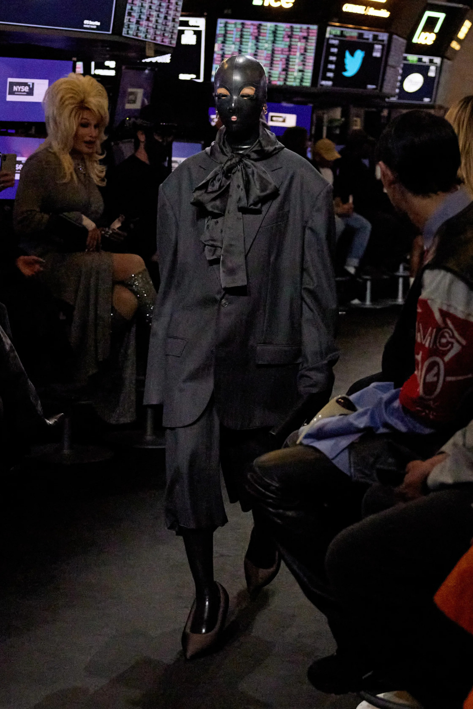 New York’ta Balenciaga Hisseleri Yükseliyor!