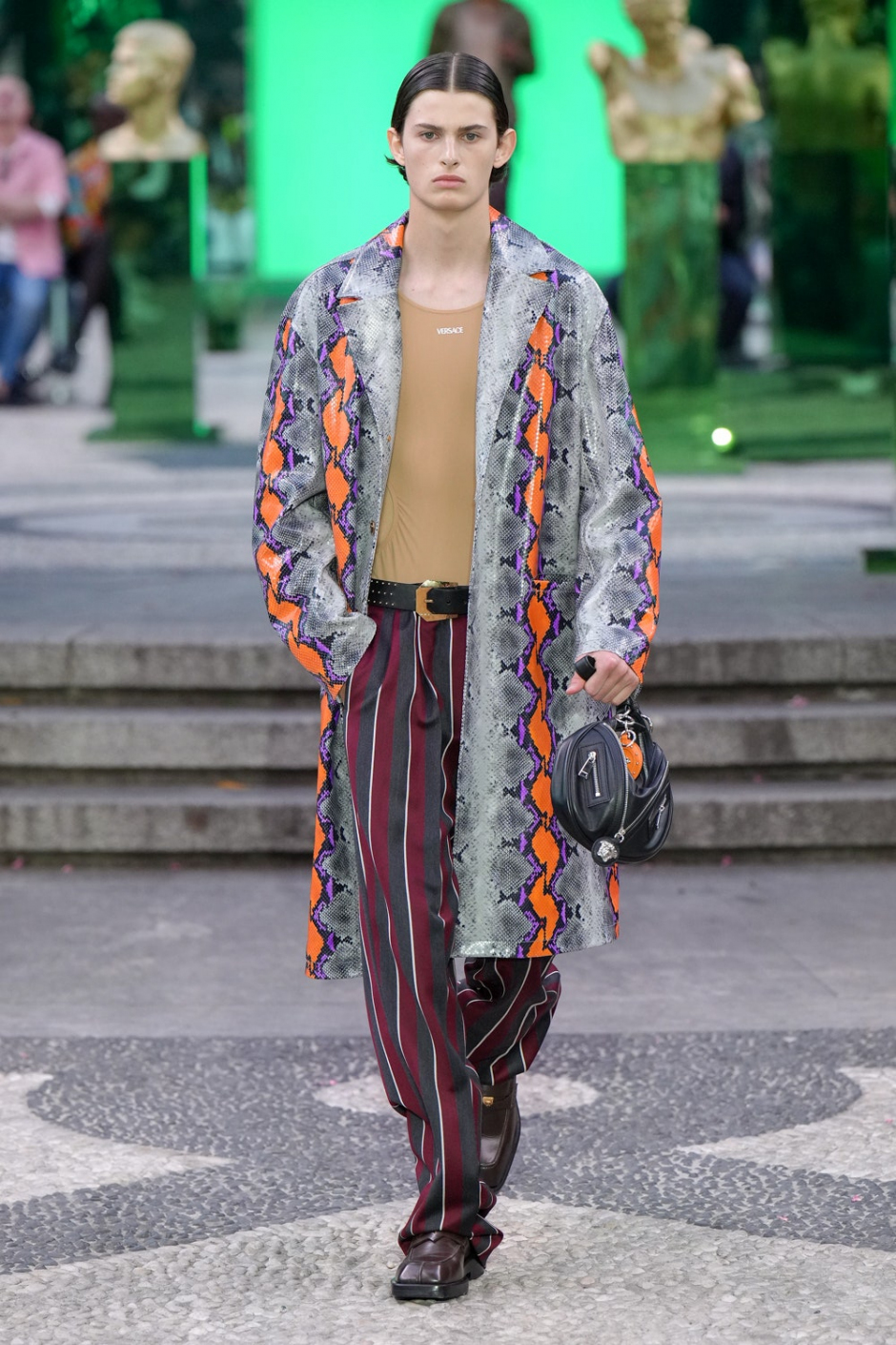 Versace İlkbahar 2023