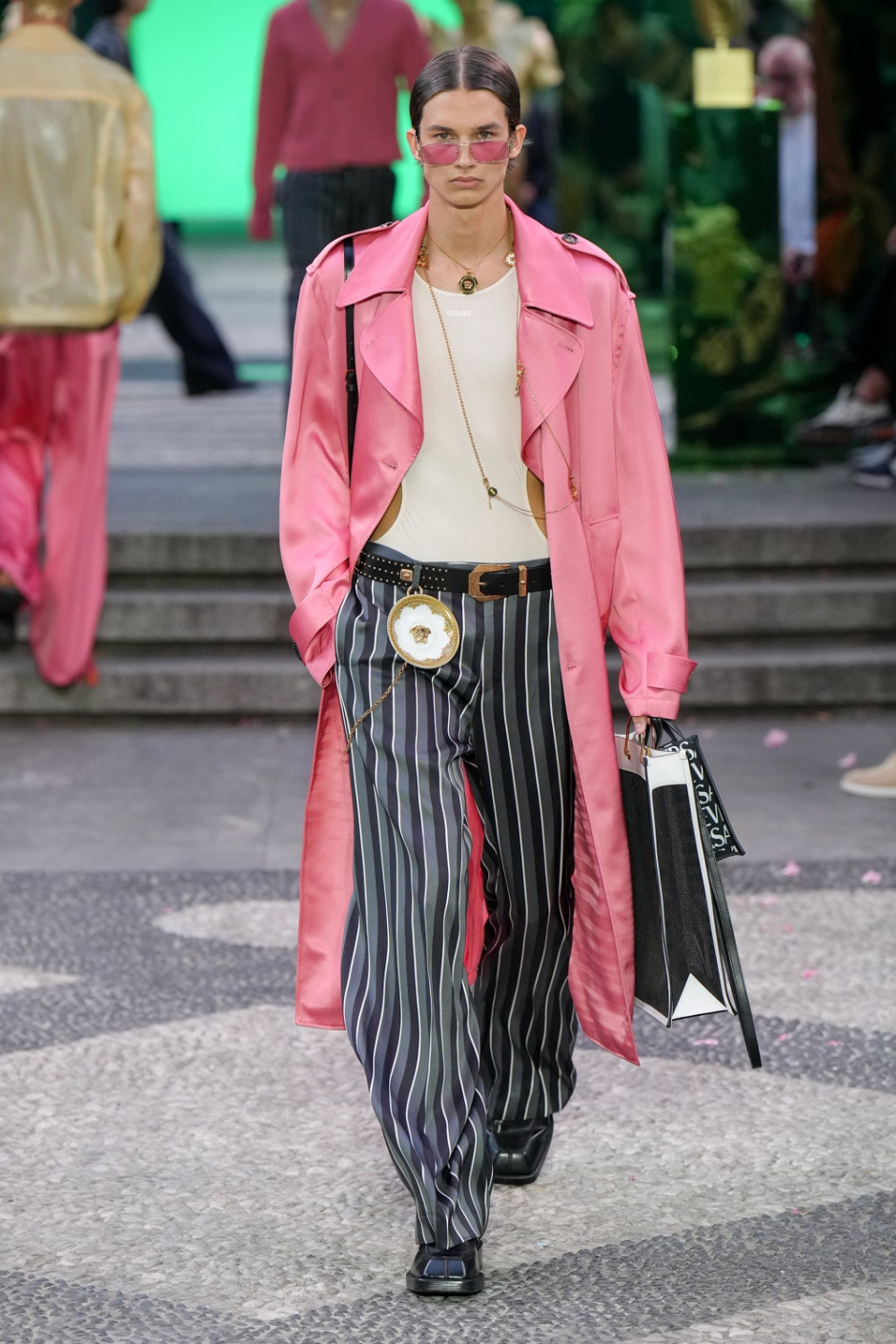 Versace İlkbahar 2023