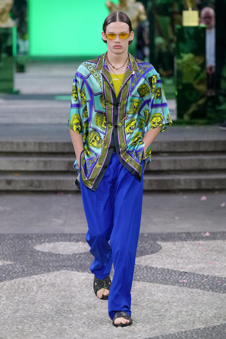 Versace İlkbahar 2023