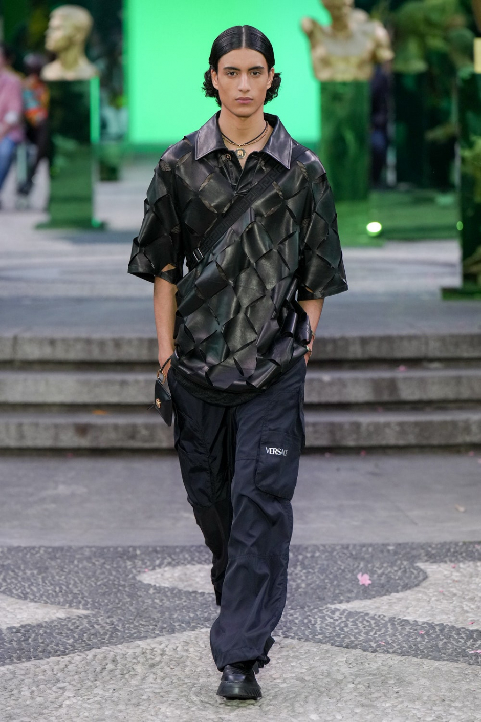 Versace İlkbahar 2023