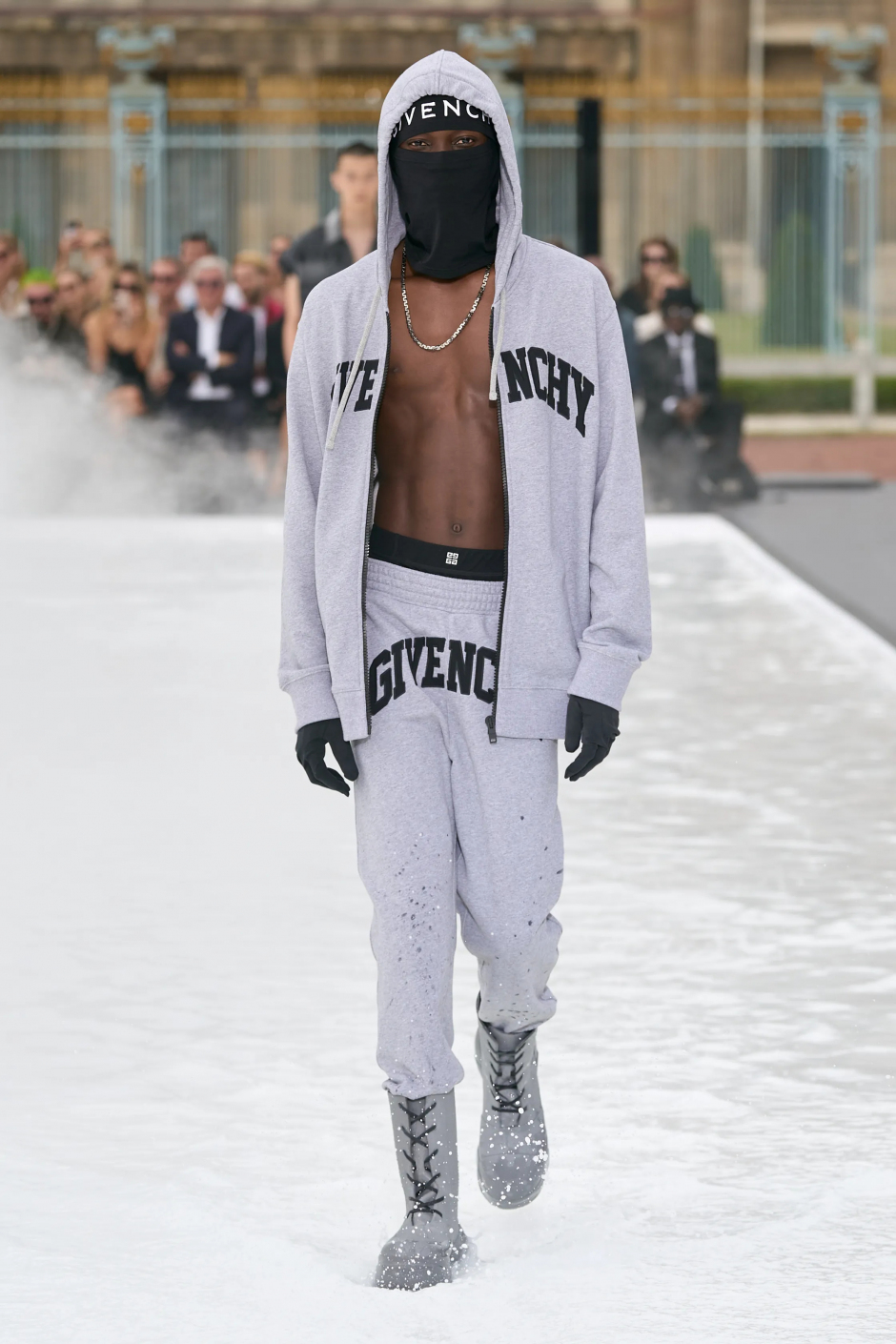 Givenchy İlkbahar 2023