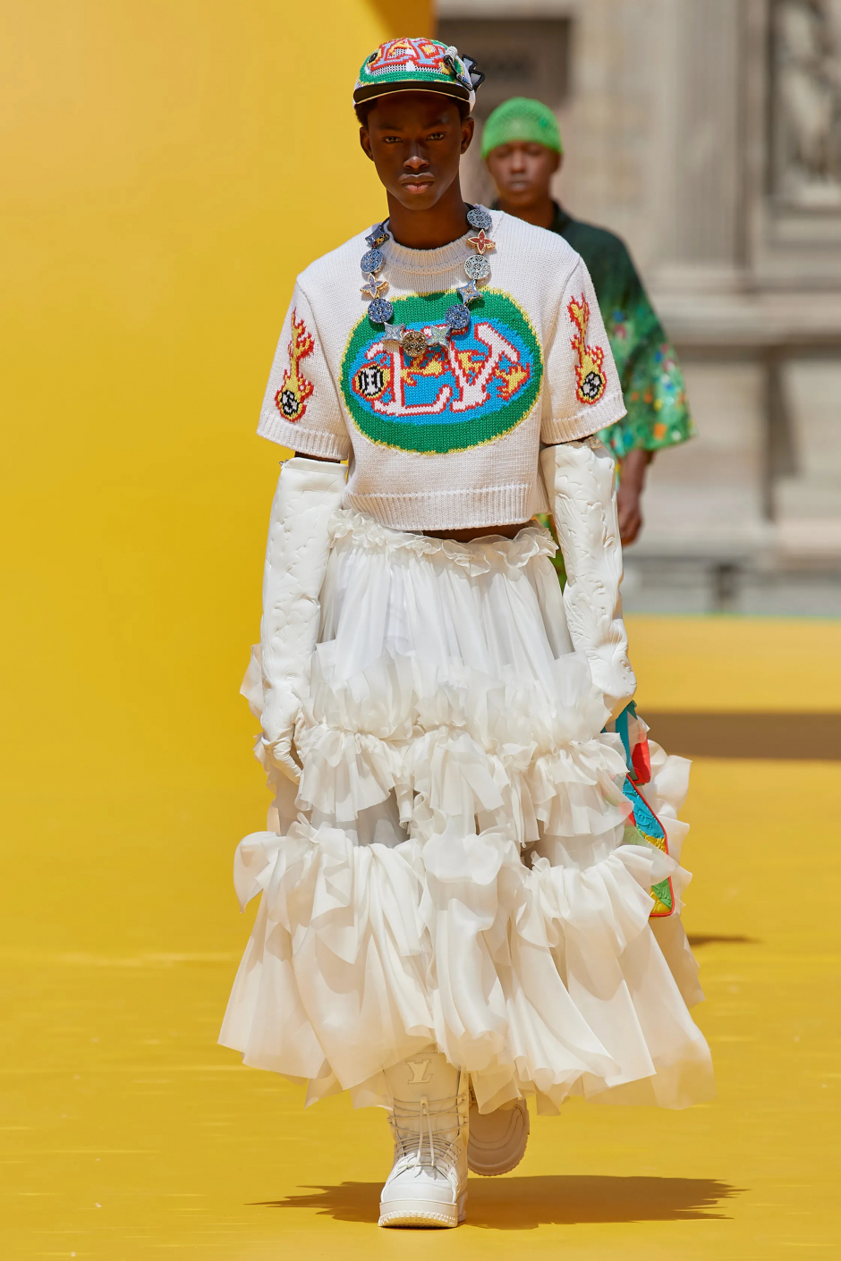 Kendrick Lamar Louis Vuittion Defilesi Ön Sıra Performansı