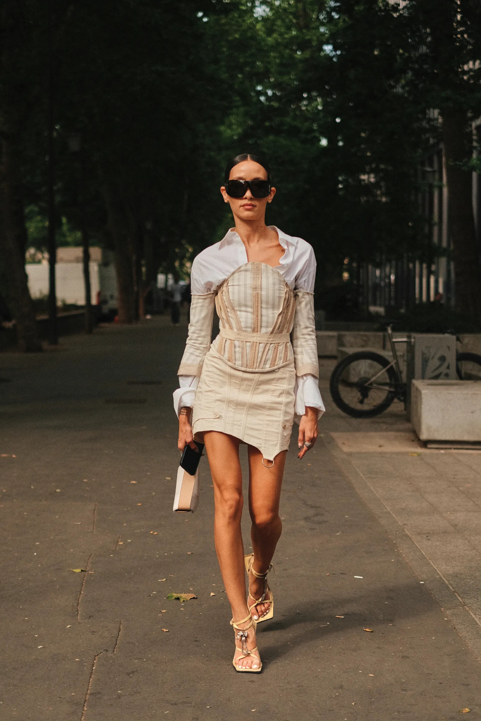 İlkbahar 2023 Paris Moda Haftası En İyi Sokak Stilleri