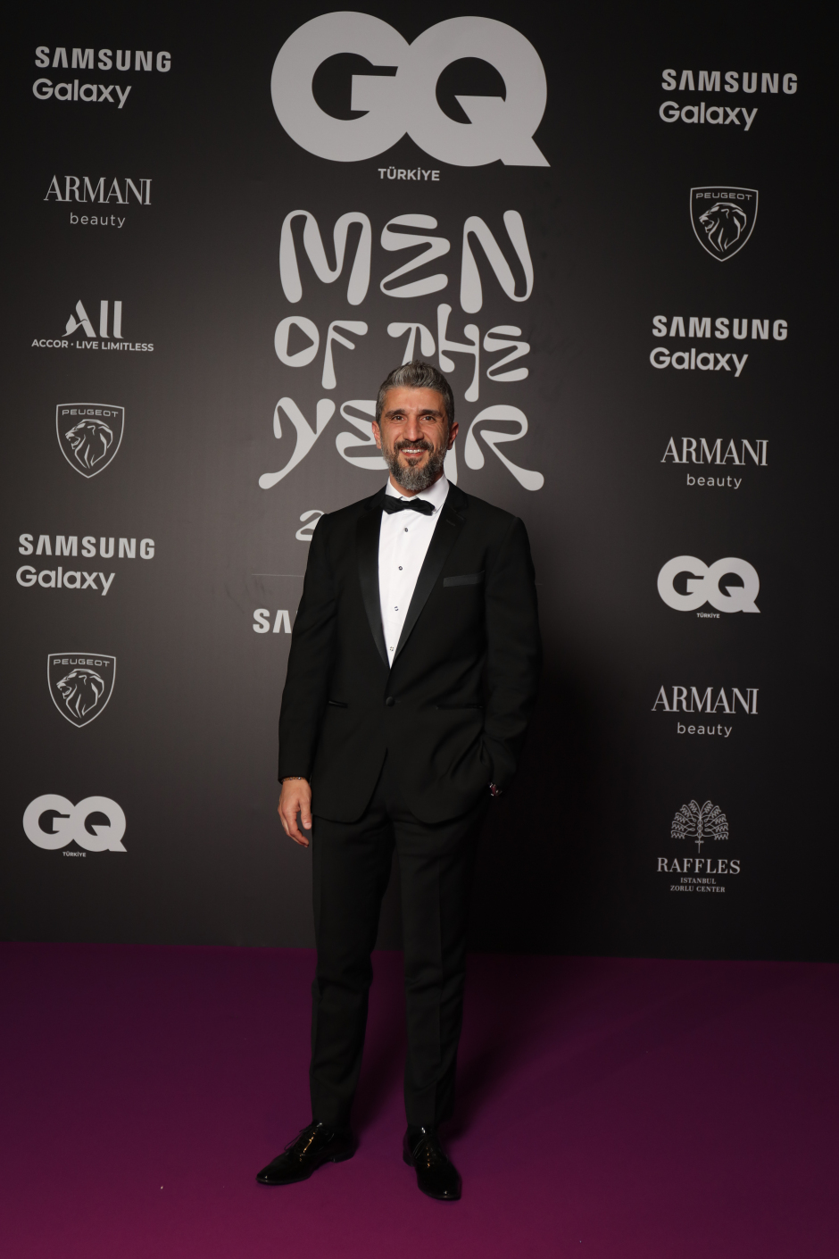 GQ MOTY 2022 Kırmızı Halı