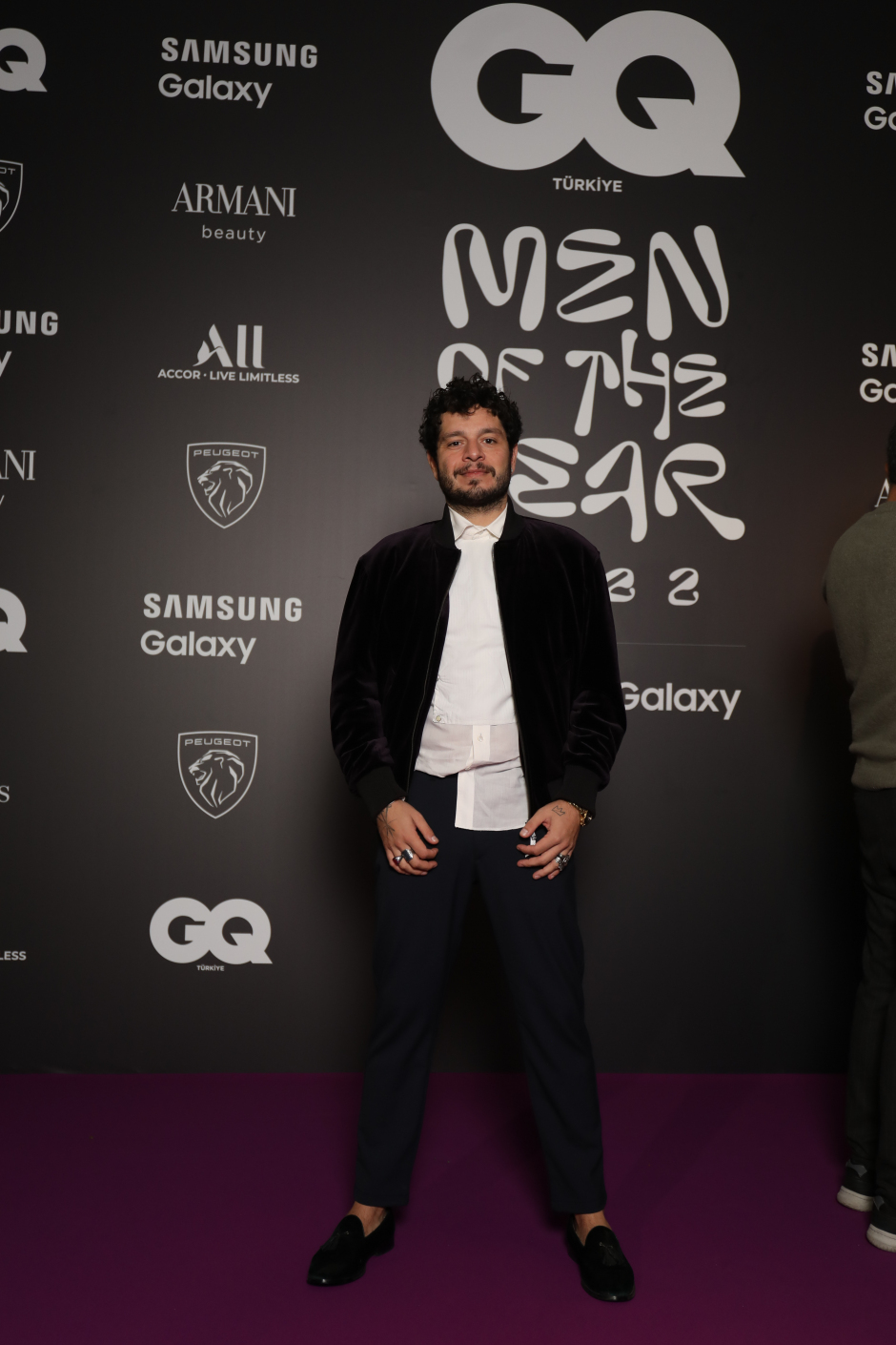 GQ MOTY 2022 Kırmızı Halı
